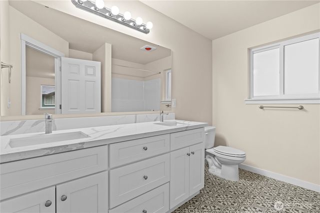 17804 Clear Lake Boulevard SE, Yelm, WA 98597