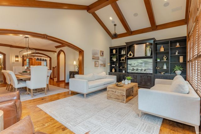 7922 Jenner Road, Chandler, IN 47610