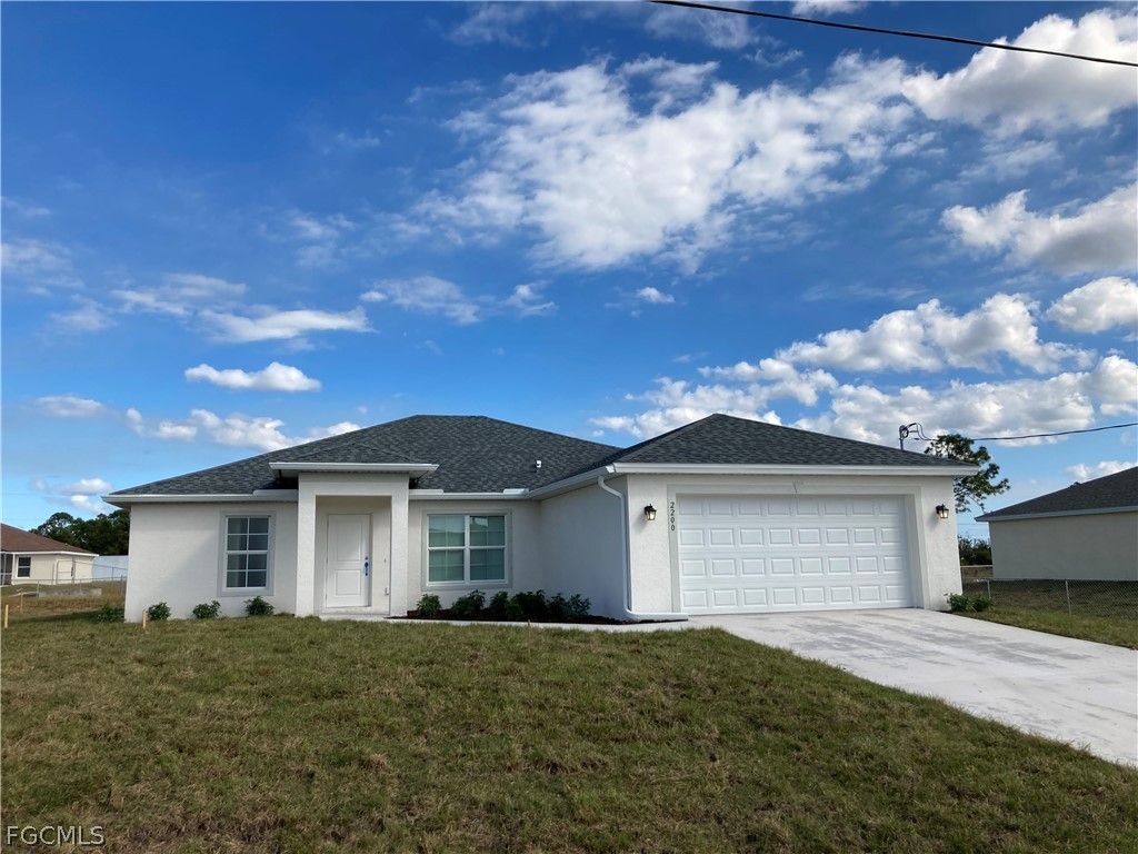 439 Rathburn ST, Lehigh Acres, FL 33974