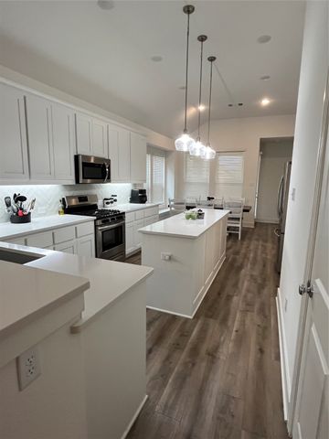1812 Horseshoe Lane, Van Alstyne, TX 75495