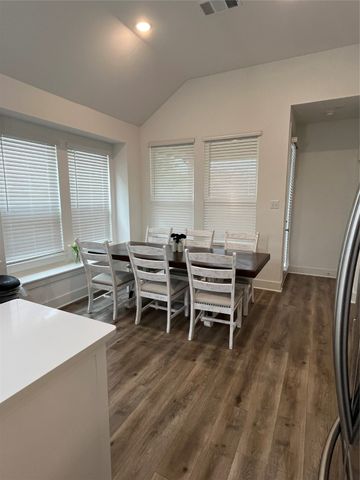 1812 Horseshoe Lane, Van Alstyne, TX 75495