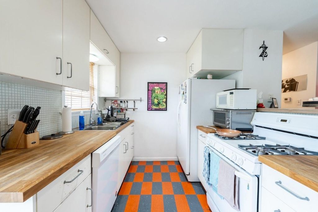 4407 Terrilance DR, Austin, TX 78741