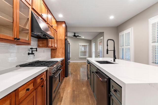 3805 Avenue G, Austin, TX 78751