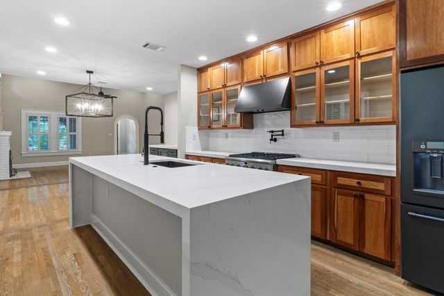 3805 Avenue G, Austin, TX 78751