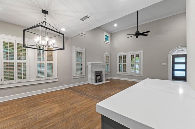 3805 Avenue G, Austin, TX 78751
