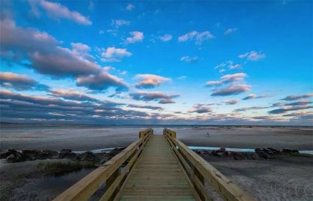 150 Salt Air Drive 219, St Simons Island, GA 31522