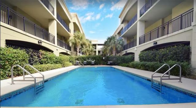 150 Salt Air Drive 219, St Simons Island, GA 31522