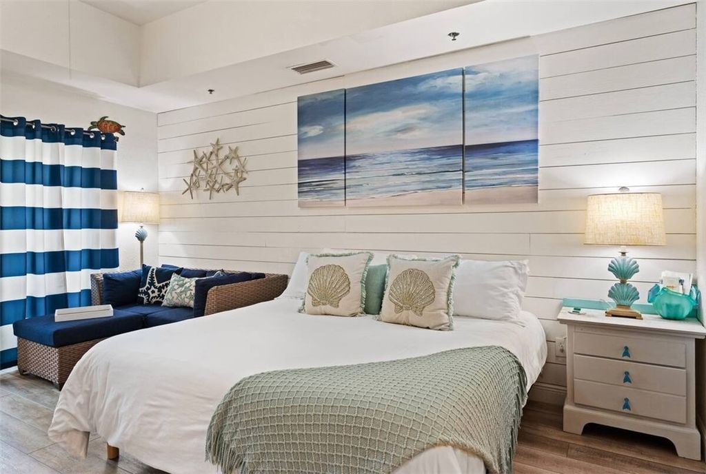 150 Salt Air Drive 219, St Simons Island, GA 31522