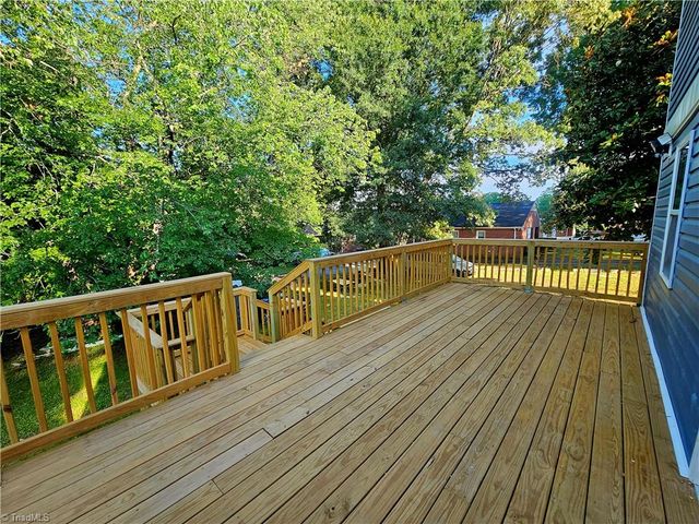 1405 Douglas Street, Winston-salem, NC 27105