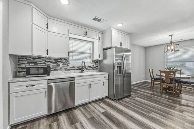 535 S Belknap Street, Mexia, TX 76667