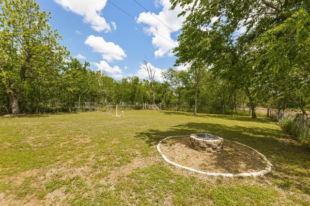 535 S Belknap Street, Mexia, TX 76667