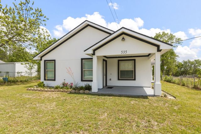 535 S Belknap Street, Mexia, TX 76667