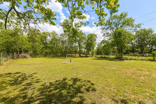 535 S Belknap Street, Mexia, TX 76667