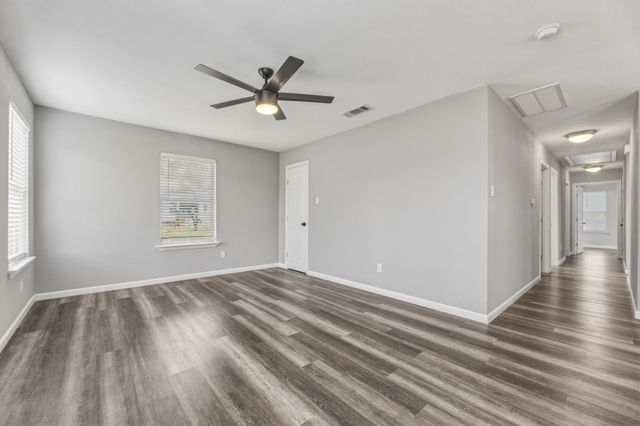 535 S Belknap Street, Mexia, TX 76667