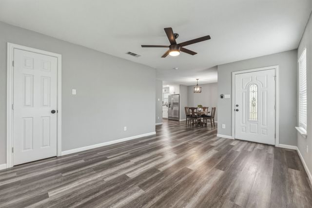 535 S Belknap Street, Mexia, TX 76667