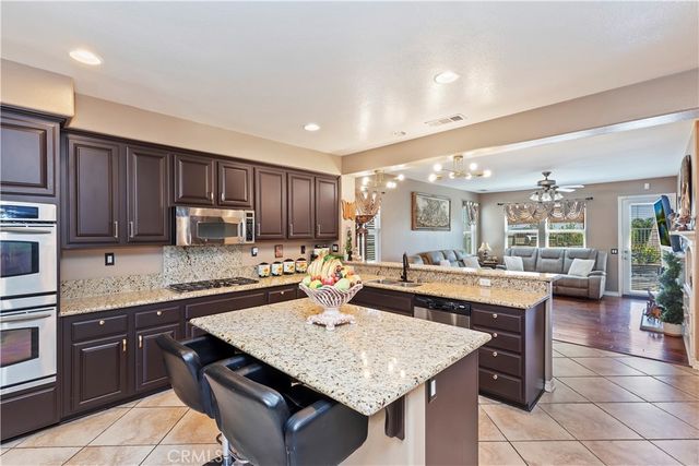 27488 Murrieta Oaks Avenue, Murrieta, CA 92562
