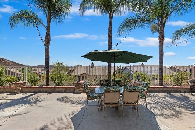 27488 Murrieta Oaks Avenue, Murrieta, CA 92562