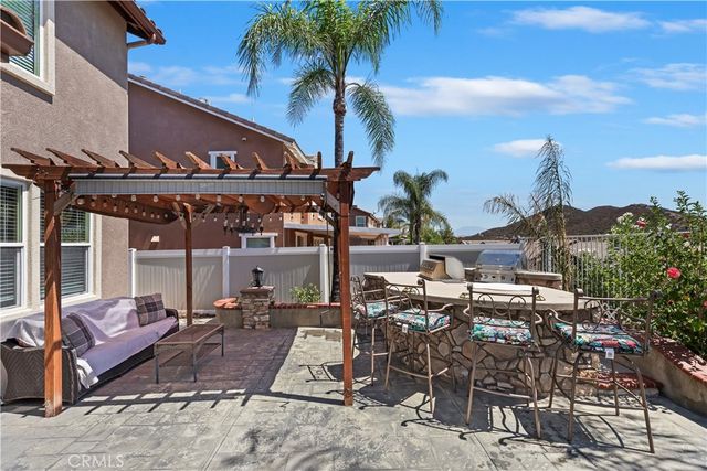 27488 Murrieta Oaks Avenue, Murrieta, CA 92562