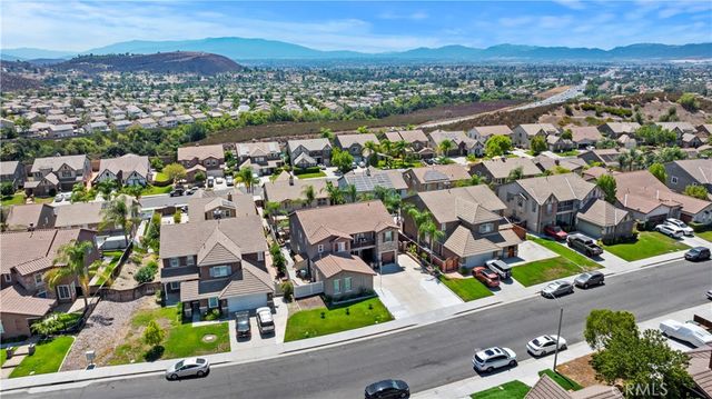27488 Murrieta Oaks Avenue, Murrieta, CA 92562