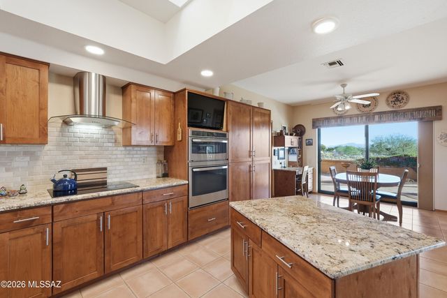 4241 S Via De Febrero, Green Valley, AZ 85622