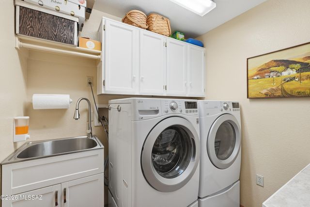 4241 S Via De Febrero, Green Valley, AZ 85622