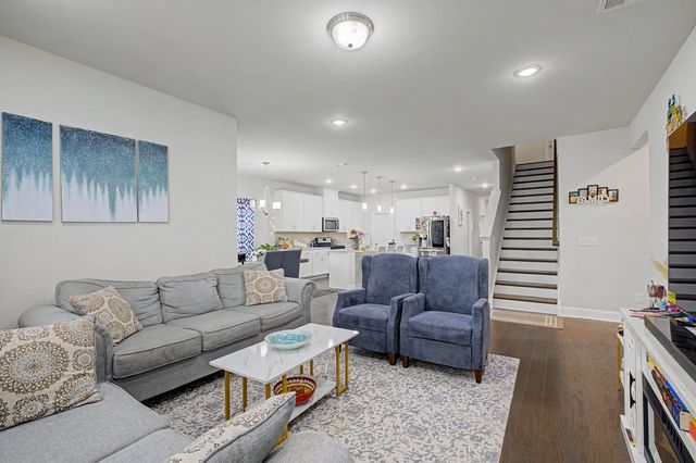 1103 Holland Ridge Way, Lebanon, TN 37090