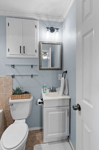 5807 Shady Hill Lane, Arlington, TX 76016