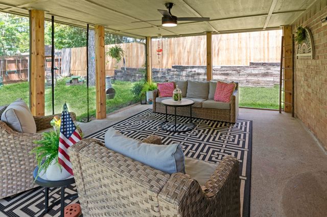 5807 Shady Hill Lane, Arlington, TX 76016