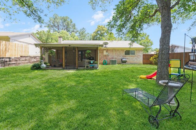 5807 Shady Hill Lane, Arlington, TX 76016
