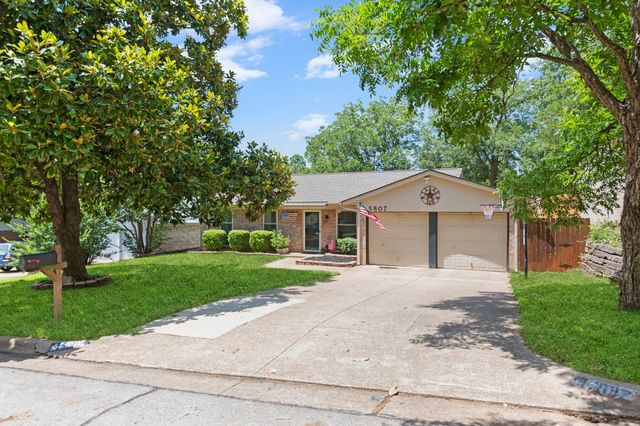 5807 Shady Hill Lane, Arlington, TX 76016