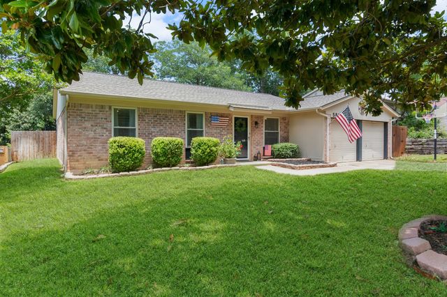5807 Shady Hill Lane, Arlington, TX 76016