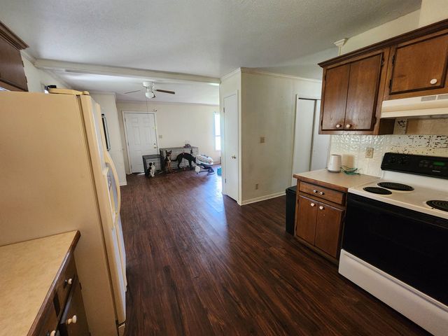 6 Mishemokwa Drive, Cherokee Village, AR 72529