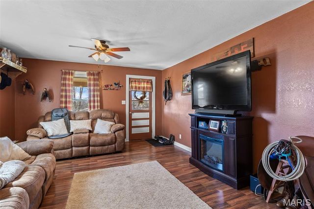 1044 Madison 9203, Fredericktown, MO 63645