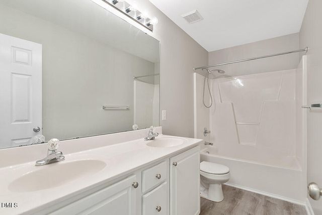 104 Jarrett Bay Lane, Fuquay Varina, NC 27526
