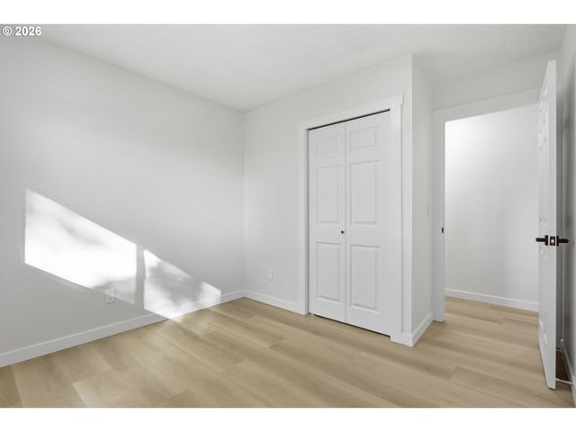 8812 Ne 58TH St, Vancouver, WA 98662