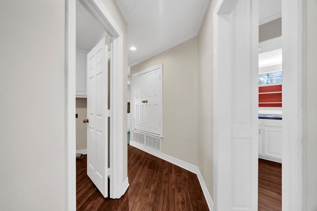 300 Tealwood Dr., Longview, TX 75605