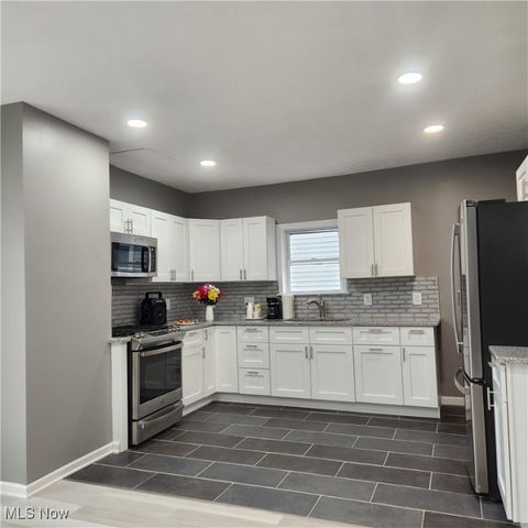 10909 Fortune Avenue, Cleveland, OH 44111