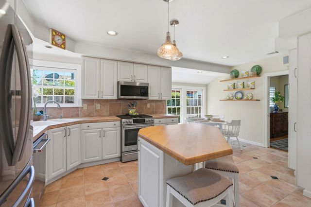 75 Carmel Avenue, Salinas, CA 93901