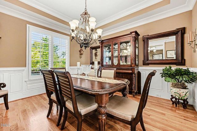 90110 Hoey, Chapel Hill, NC 27517