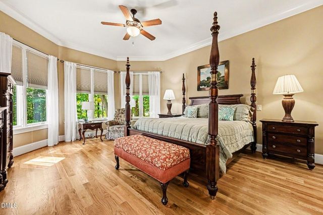 90110 Hoey, Chapel Hill, NC 27517