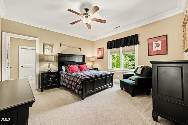 90110 Hoey, Chapel Hill, NC 27517