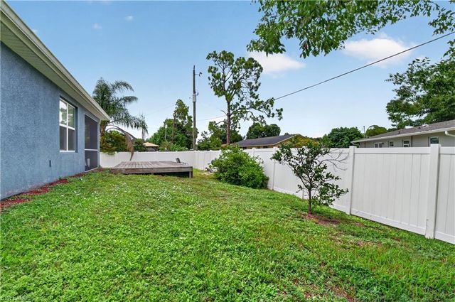 19139 Evergreen RD, Fort Myers, FL 33967