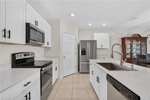 19139 Evergreen RD, Fort Myers, FL 33967