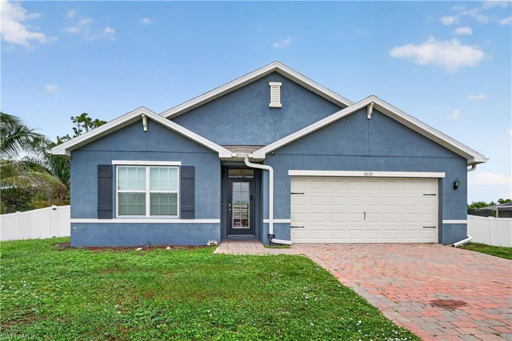 19139 Evergreen RD, Fort Myers, FL 33967