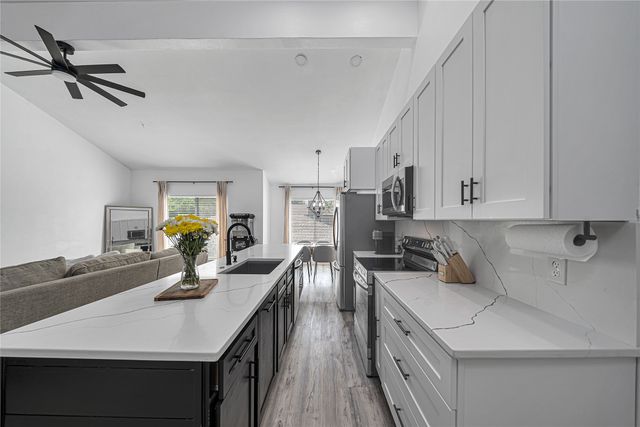 6738 Eastridge Drive 101, Dallas, TX 75231