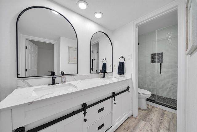 6738 Eastridge Drive 101, Dallas, TX 75231