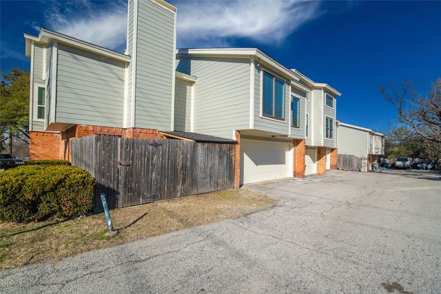 6738 Eastridge Drive 101, Dallas, TX 75231
