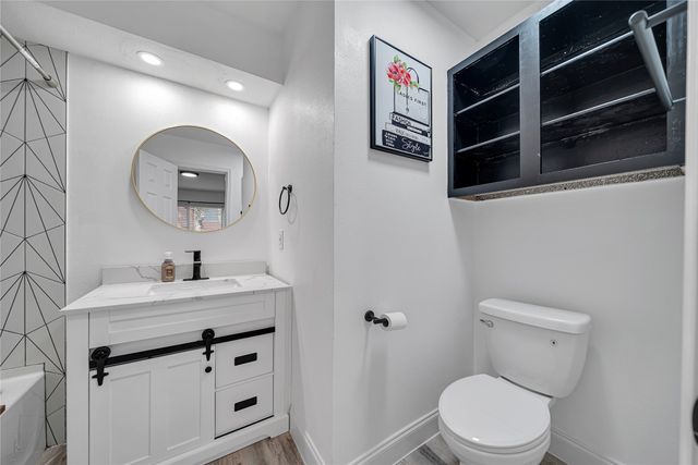 6738 Eastridge Drive 101, Dallas, TX 75231
