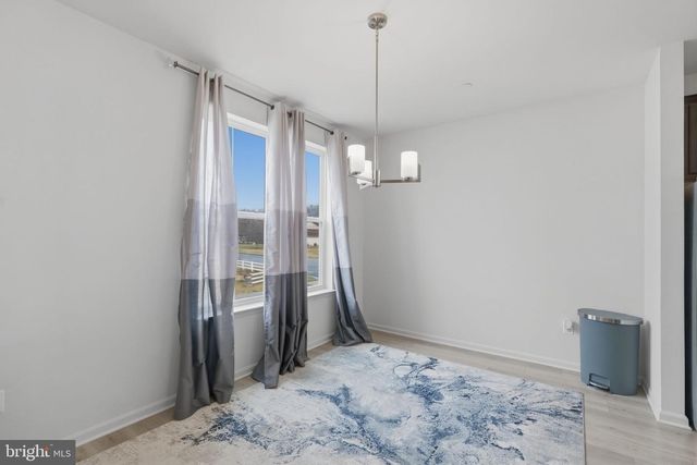 1403 HUDSON VIEW RD, Essex, MD 21221