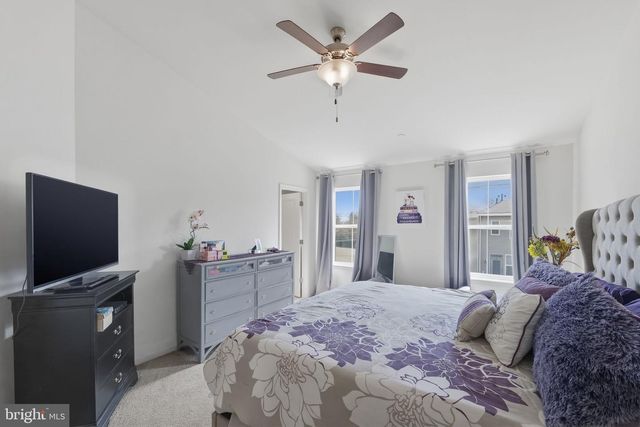 1403 HUDSON VIEW RD, Essex, MD 21221